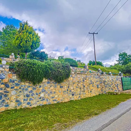 Villa Etheras - Nested Between Nature By Amazing View - 5 Mins From *