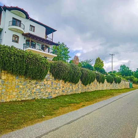 Etheras - Nested Between Nature By Amazing View - 5 Mins From