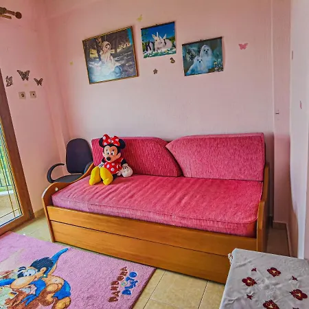 Etheras - Nested Between Nature By Amazing View - 5 Mins From