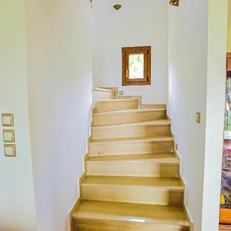 Etheras - Nested Between Nature By Amazing View - 5 Mins From *