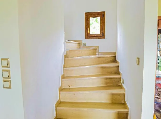 Etheras - Nested Between Nature By Amazing View - 5 Mins From *